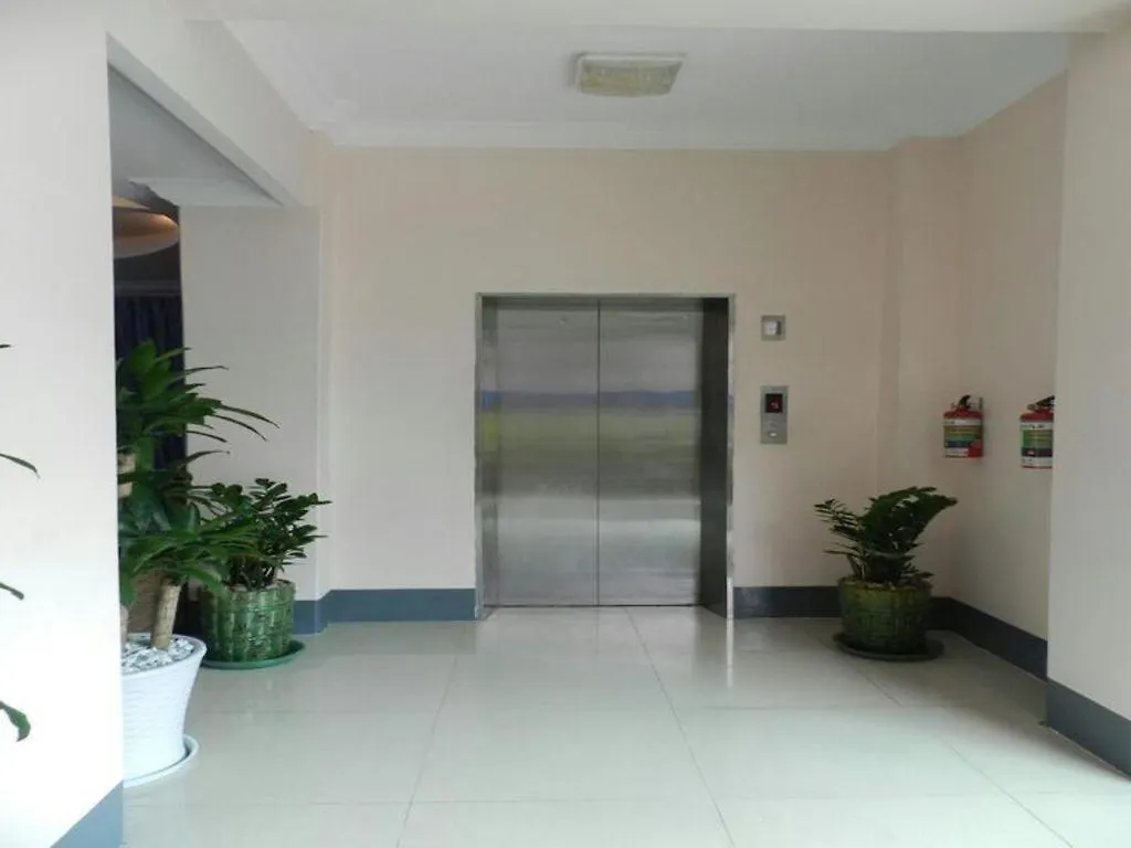 Real Link Hotel Yangon